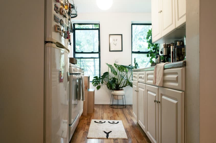 House Tour A Railroad Apartment in NYC Apartment Therapy